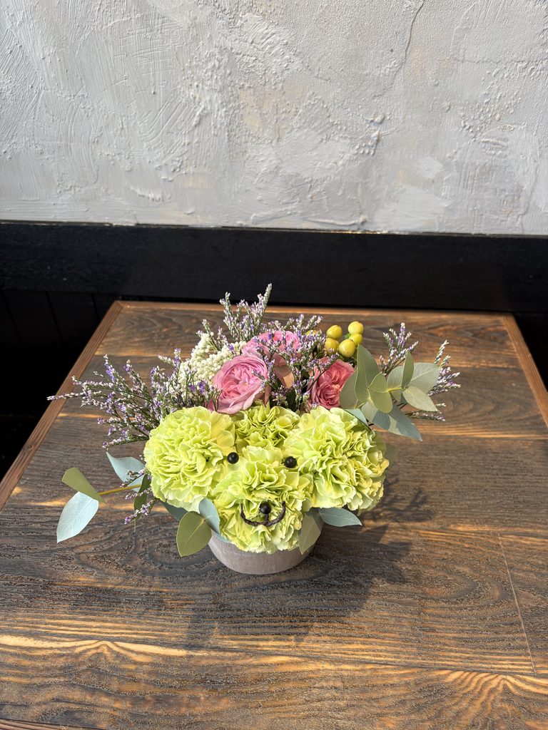 三浦市 お花教室 季節のお花のアレンジメント